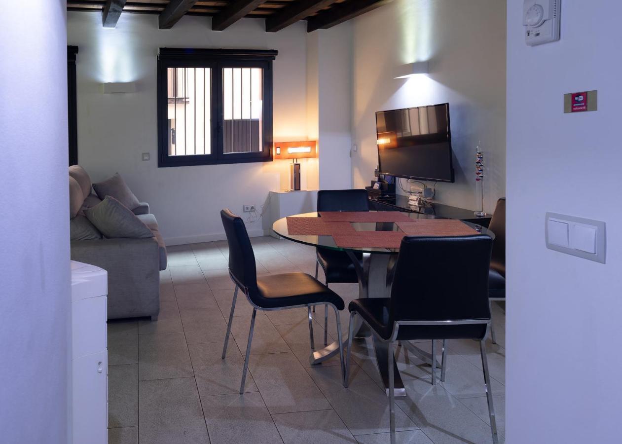 Apartaments Y Habitacions Entre Volcans Olot Zewnętrze zdjęcie